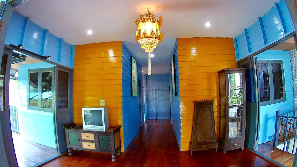 Baan Saleepai Hotel Exterior photo