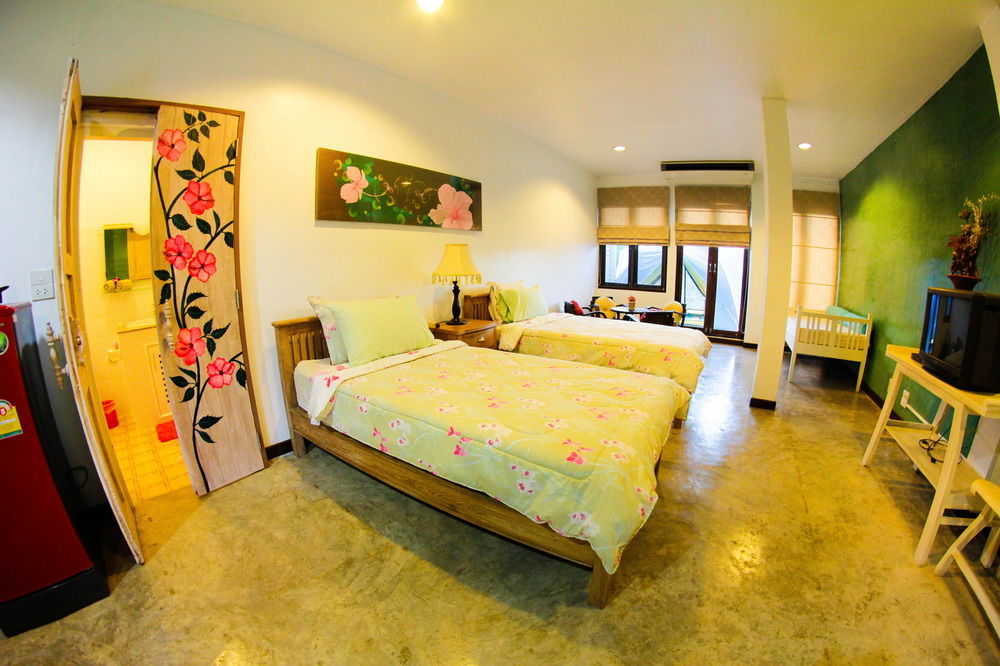Baan Saleepai Hotel Exterior photo